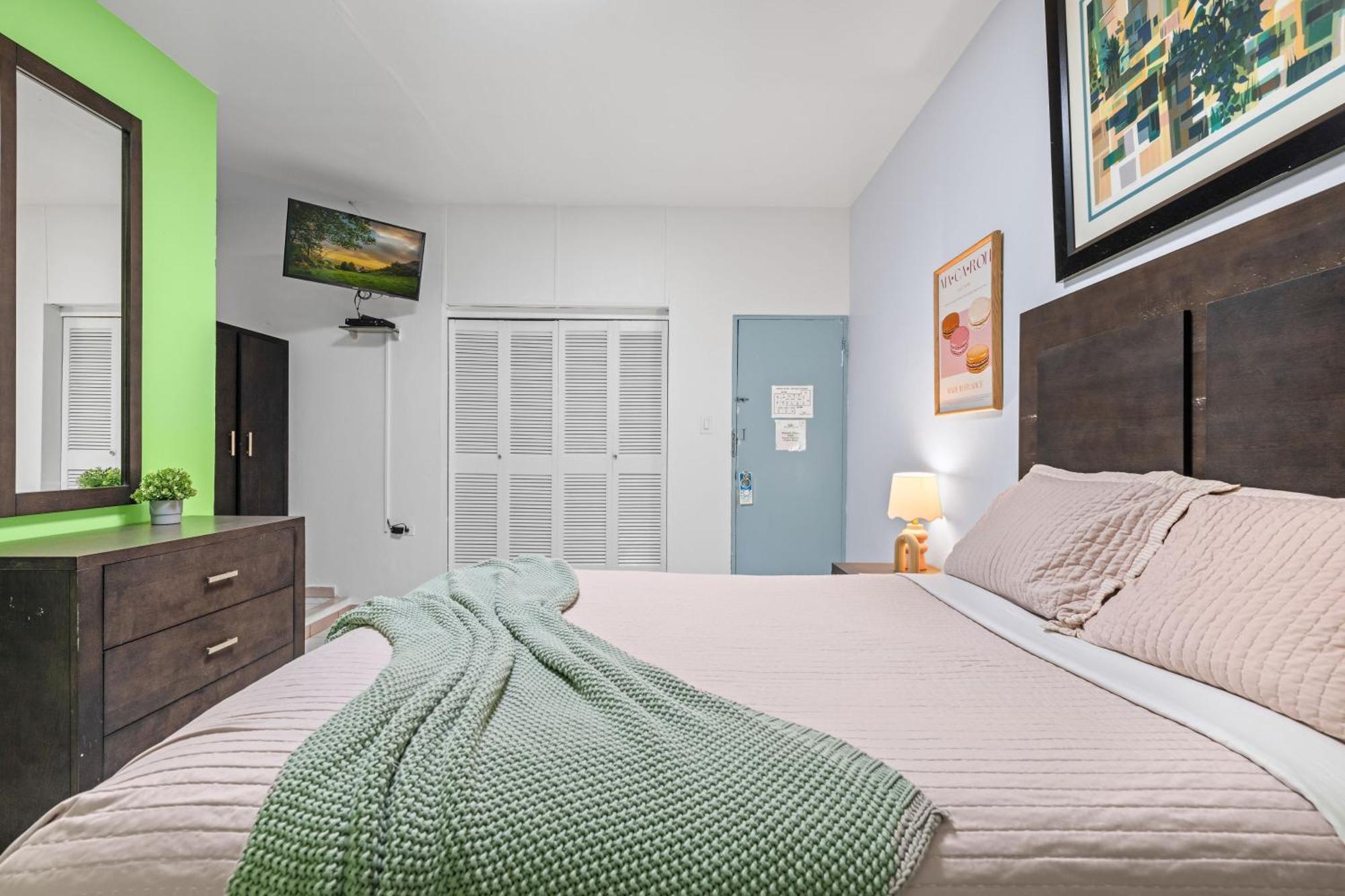 Borinquen Beach Inn サンジョアン エクステリア 写真
