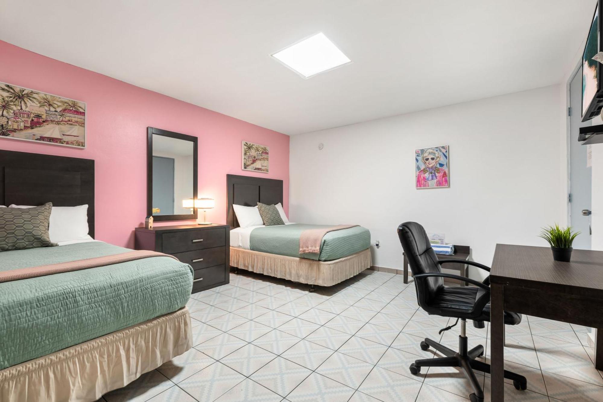 Borinquen Beach Inn サンジョアン エクステリア 写真