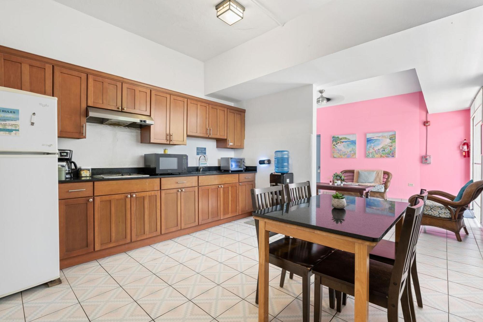 Borinquen Beach Inn サンジョアン エクステリア 写真