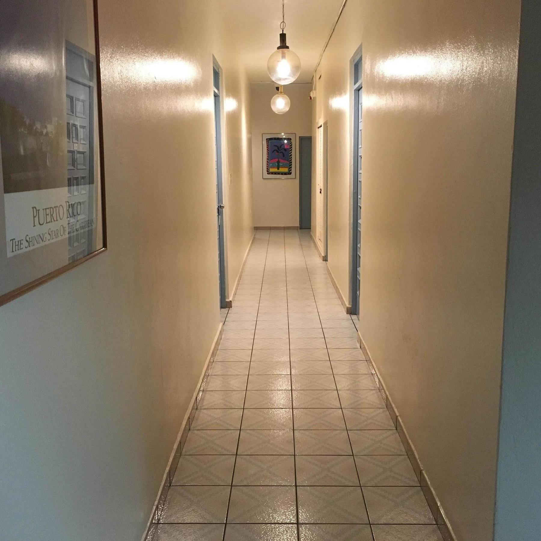 Borinquen Beach Inn サンジョアン エクステリア 写真
